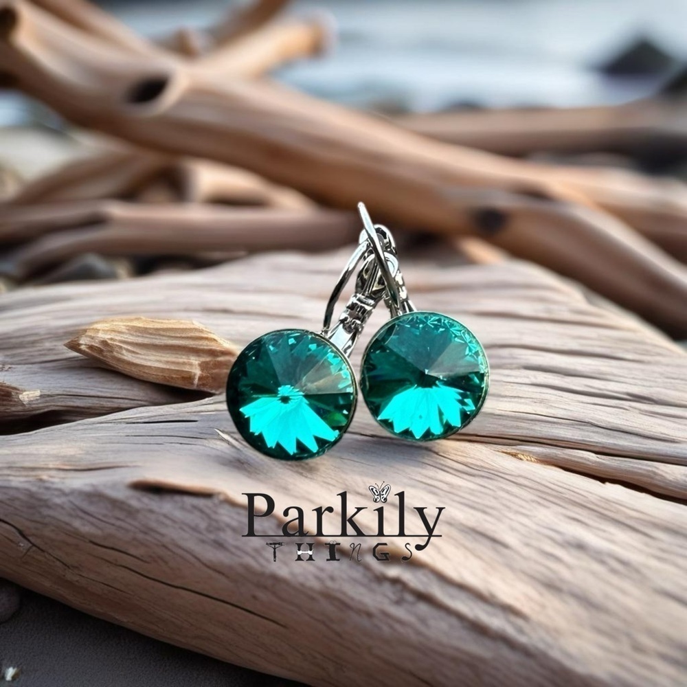 Handcrafted earrings with green Swarovski crystal